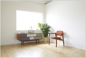 床の耐久性がアップしキズが付き難くなる